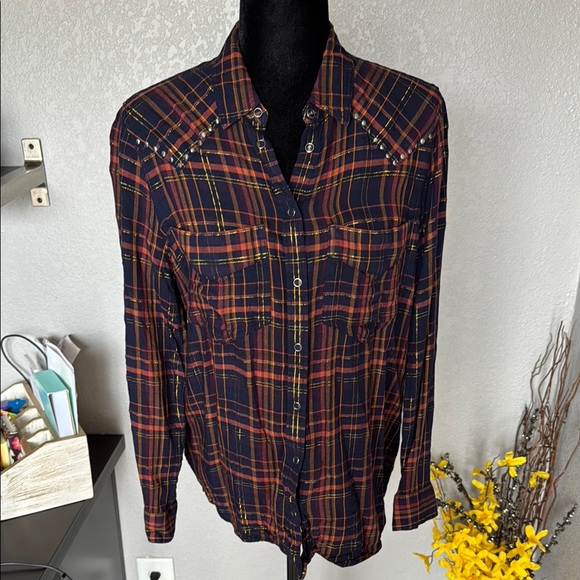 Express Tops - Express Plaid Button-Up Shirt
